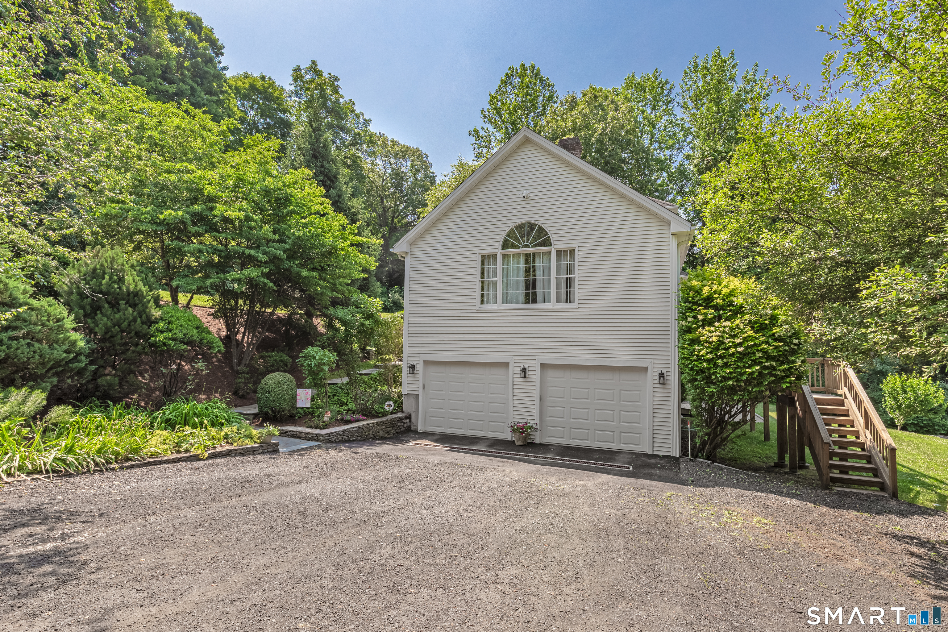 335 Luna Trl Extension Southbury CT 06488