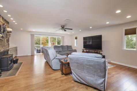 103 Pleasant View Road Derby CT 06418