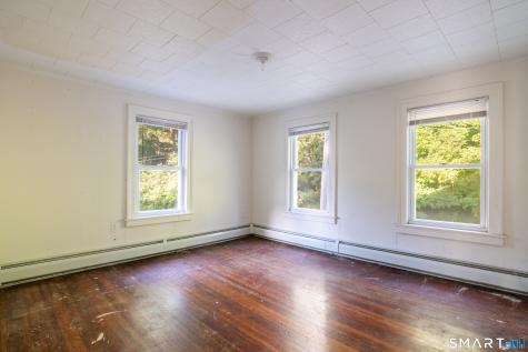 38 Platt Avenue Norwich CT 06360
