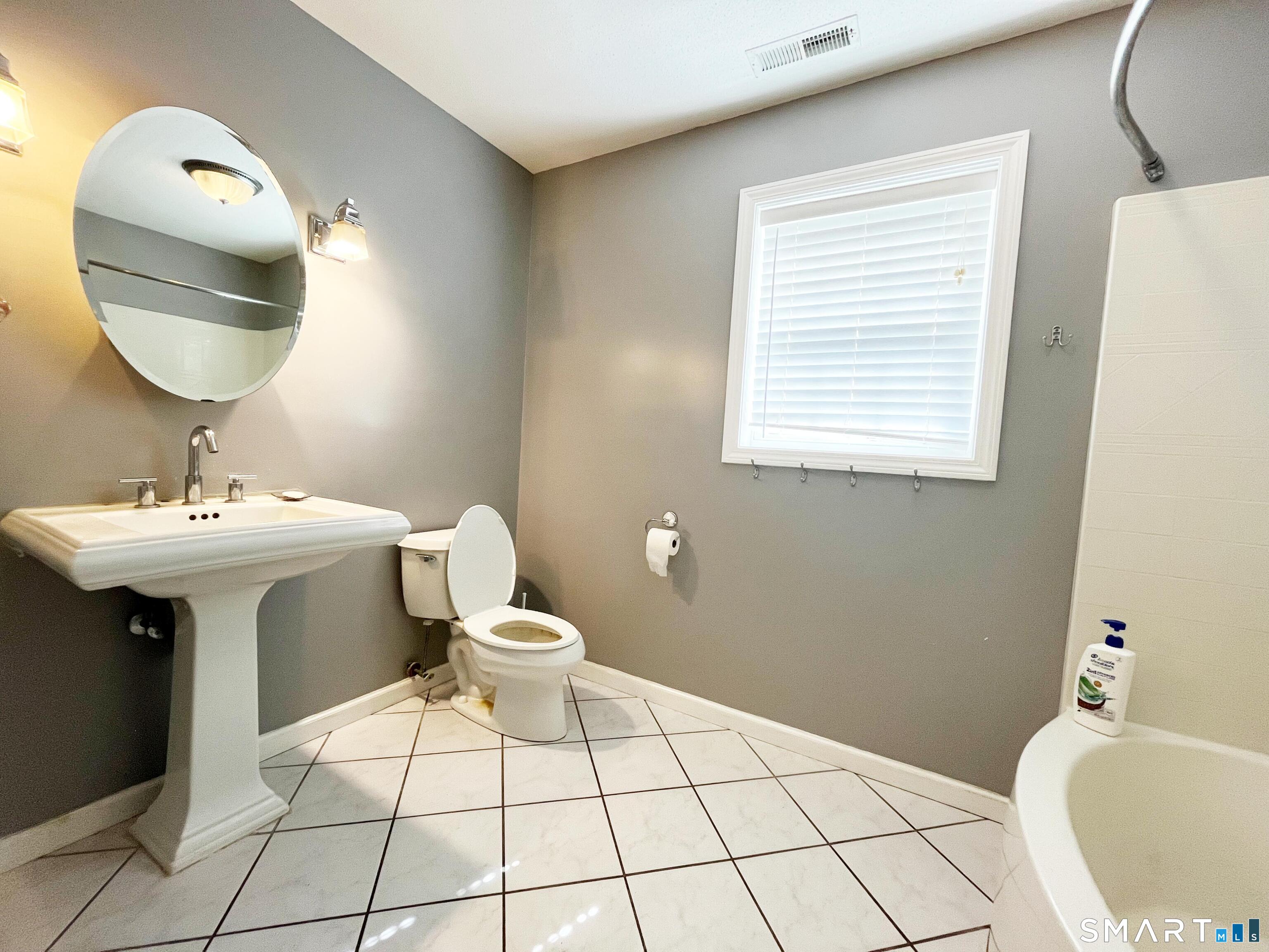 52 Monce Road Burlington CT 06013