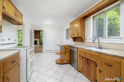 9 Pocono Road Norwalk CT 06851