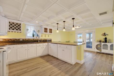 47 Oswegatchie Hills Road East Lyme CT 06357