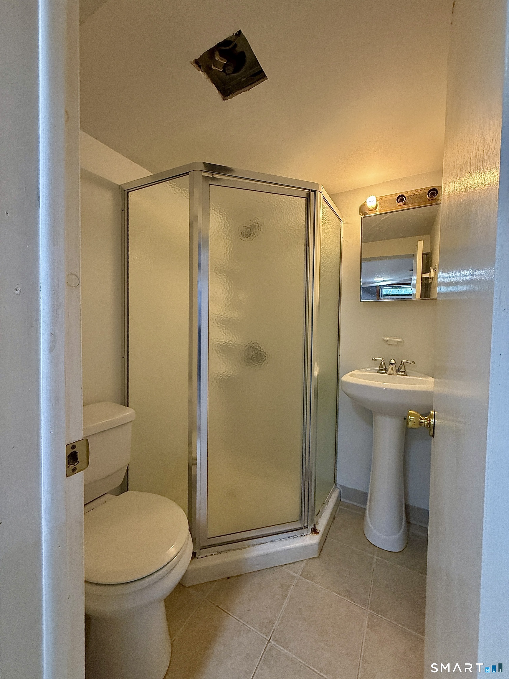 41 Quince Street Bridgeport CT 06606