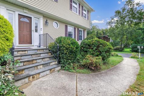 11 Redwood Circle Shelton CT 06484