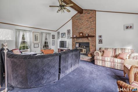 11 Redwood Circle Shelton CT 06484