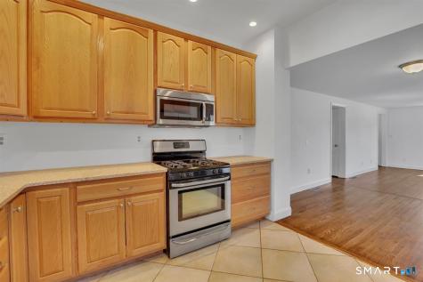 57 Vineyard Road North Haven CT 06473