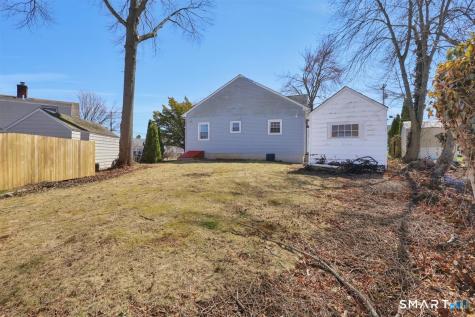 57 Vineyard Road North Haven CT 06473