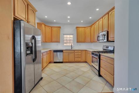 57 Vineyard Road North Haven CT 06473