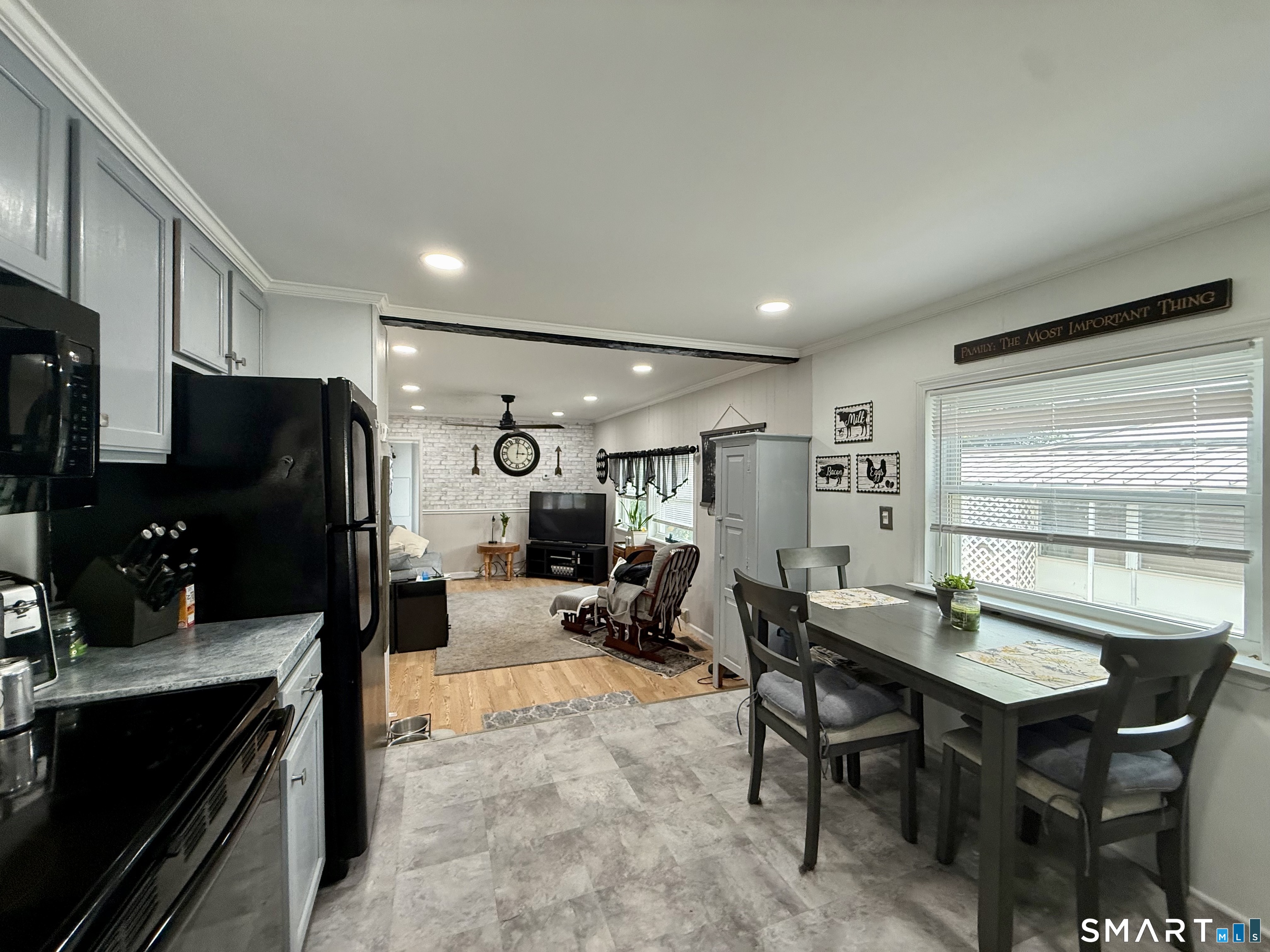 9 Arawak Drive East Hartford CT 06118
