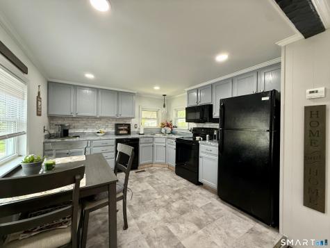 9 Arawak Drive East Hartford CT 06118