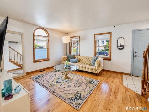 39 Regency Hill Waterbury CT 06708