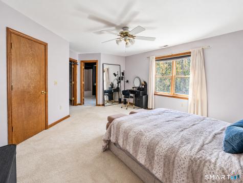 39 Regency Hill Waterbury CT 06708