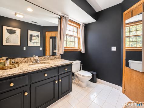 39 Regency Hill Waterbury CT 06708