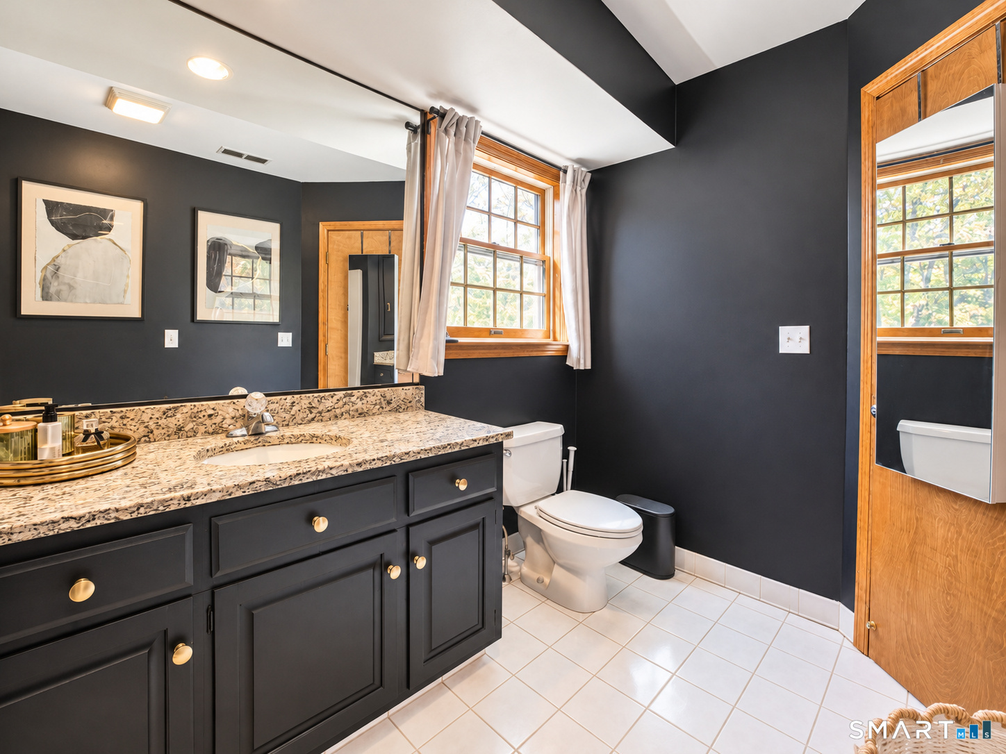 39 Regency Hill Waterbury CT 06708