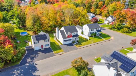 39 Regency Hill Waterbury CT 06708