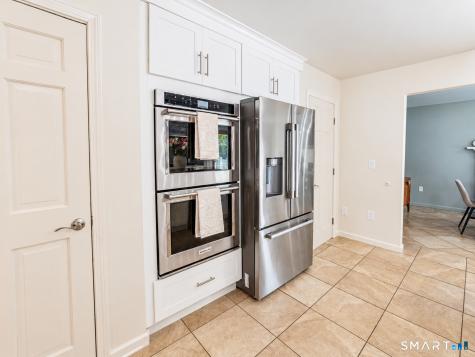 39 Regency Hill Waterbury CT 06708