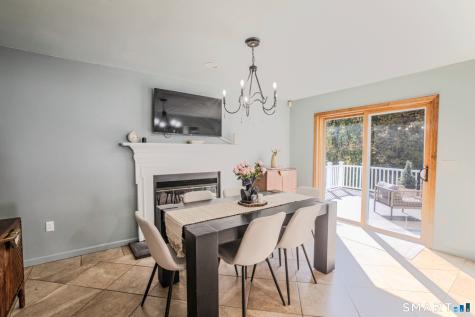 39 Regency Hill Waterbury CT 06708
