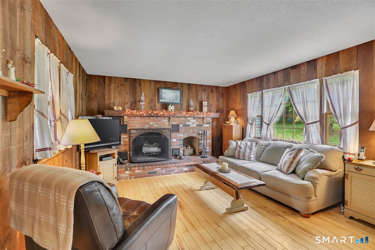 50 Isleib Road Marlborough CT 06447