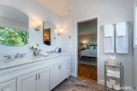 52 Arrowhead Road Brookfield CT 06804