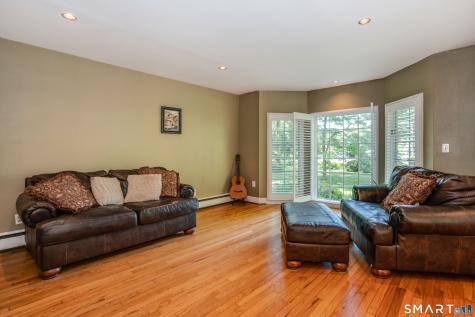 38 Hickory Hill Road Simsbury CT 06070