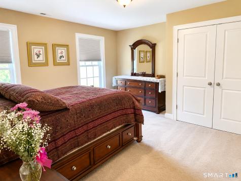 42 Ridgewood Terrace North Haven CT 06473