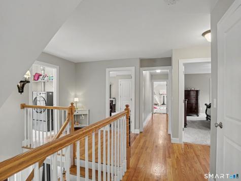 42 Ridgewood Terrace North Haven CT 06473