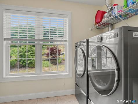 42 Ridgewood Terrace North Haven CT 06473
