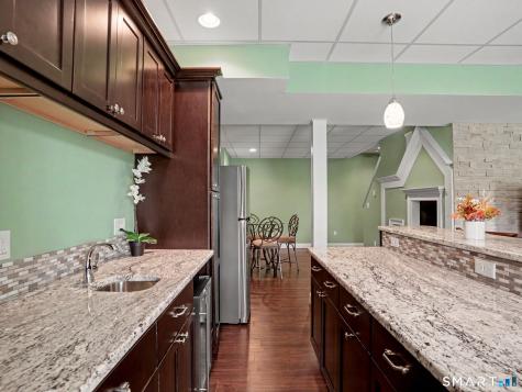 42 Ridgewood Terrace North Haven CT 06473