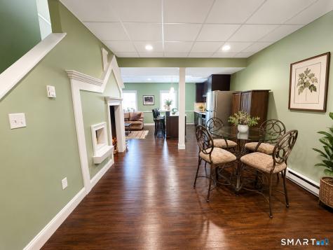 42 Ridgewood Terrace North Haven CT 06473