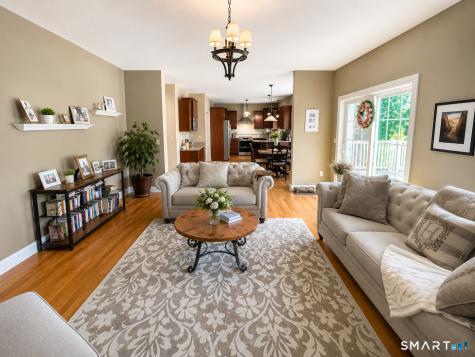 42 Ridgewood Terrace North Haven CT 06473