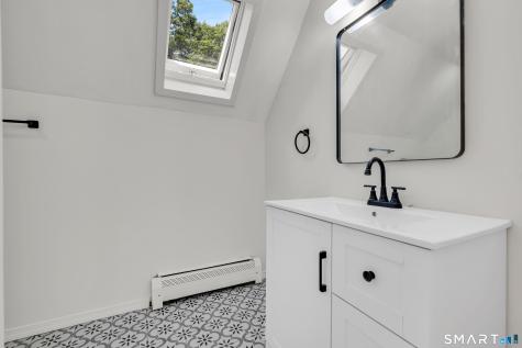 49 Old Middle Road Brookfield CT 06804