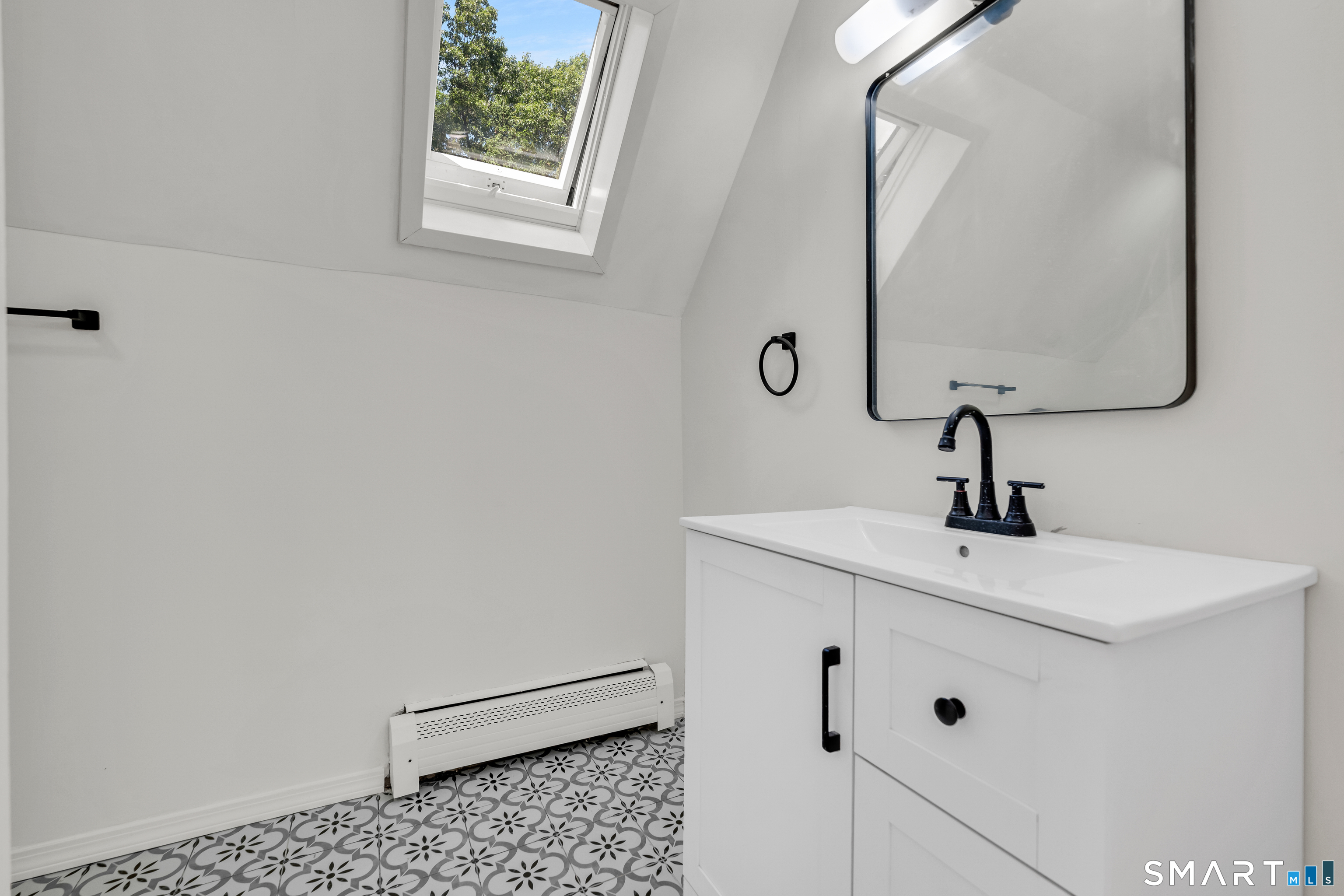49 Old Middle Road Brookfield CT 06804