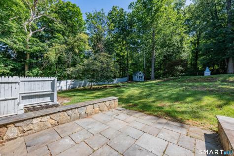 49 Old Middle Road Brookfield CT 06804