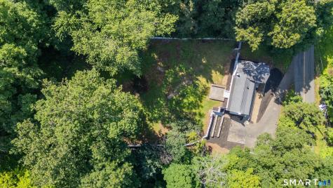 49 Old Middle Road Brookfield CT 06804