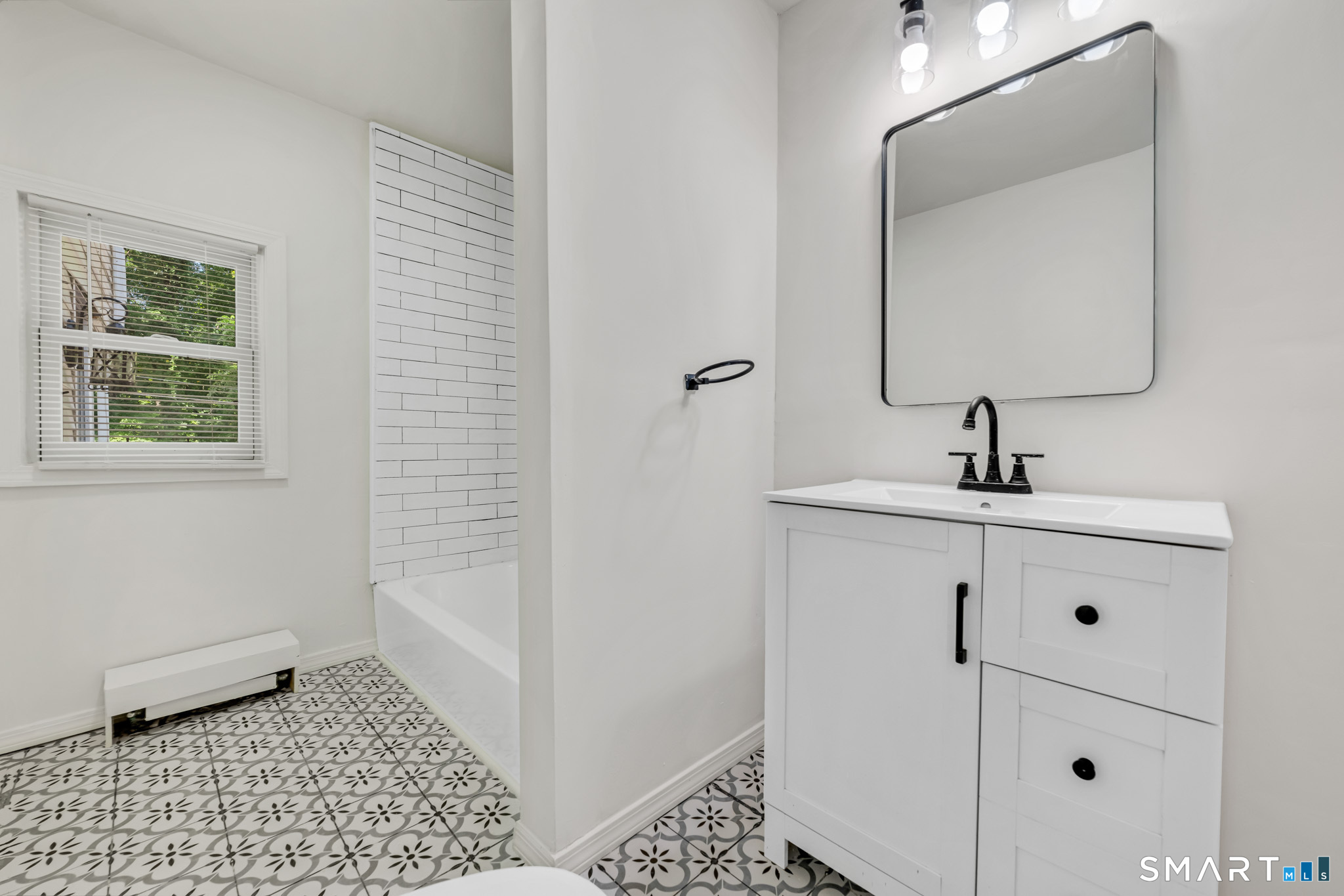 49 Old Middle Road Brookfield CT 06804