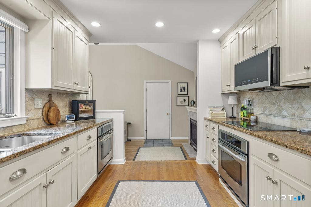 46 Peck Hill Road Woodbridge CT 06525