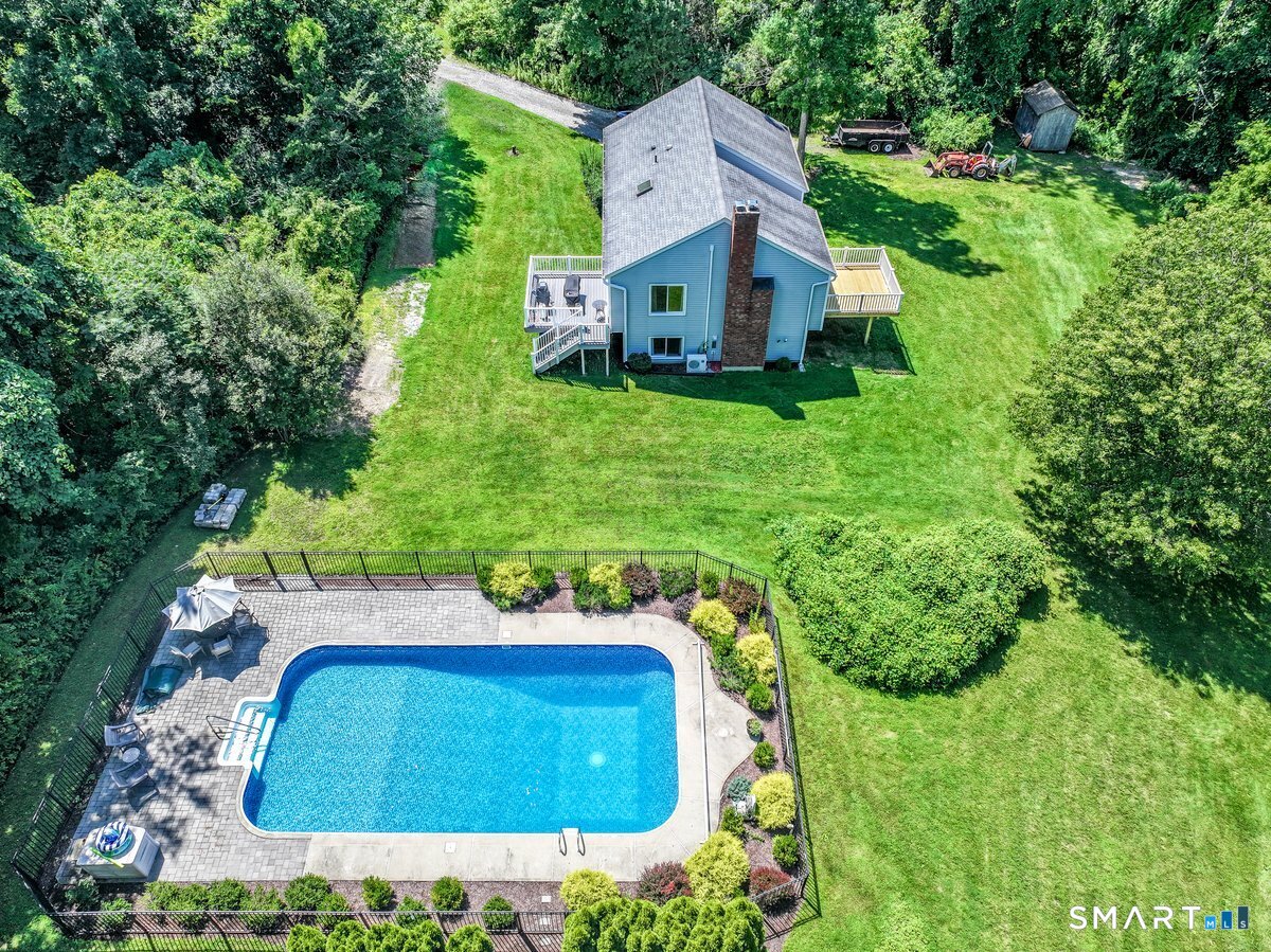 12 Mountain View Avenue New Milford CT 06776