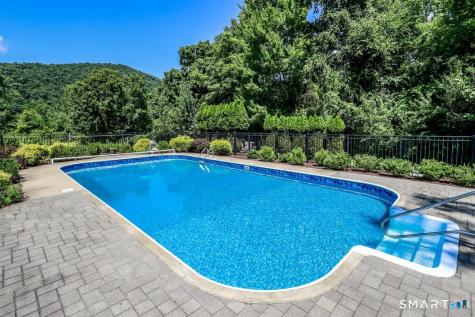 12 Mountain View Avenue New Milford CT 06776