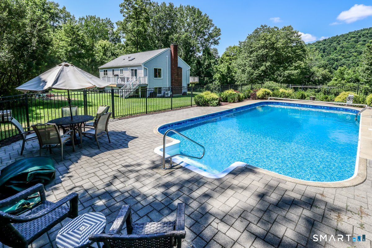 12 Mountain View Avenue New Milford CT 06776