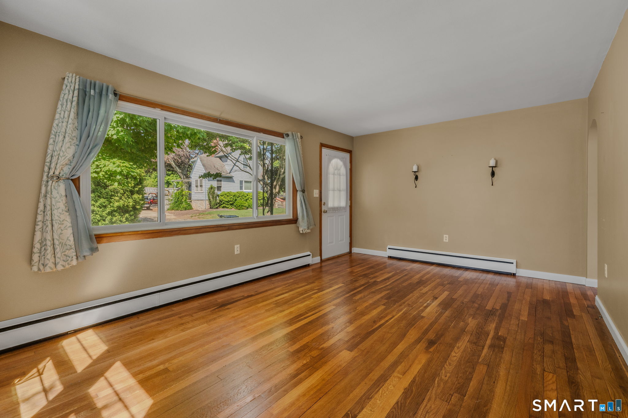 62 Lester Street New London CT 06320