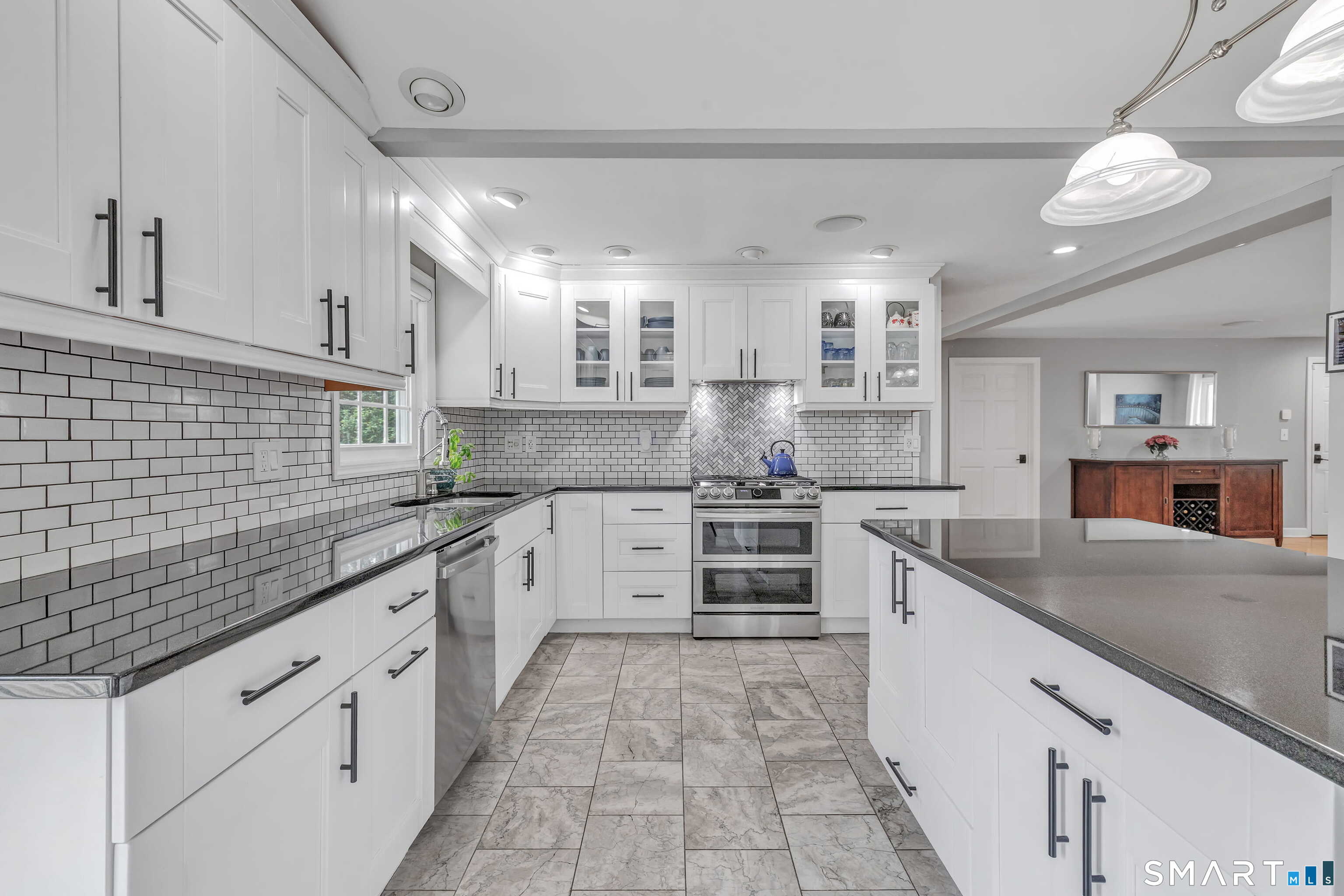 6 Norwood Terrace Trumbull CT 06611
