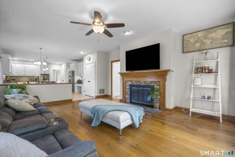 332 Hattertown Road Monroe CT 06468