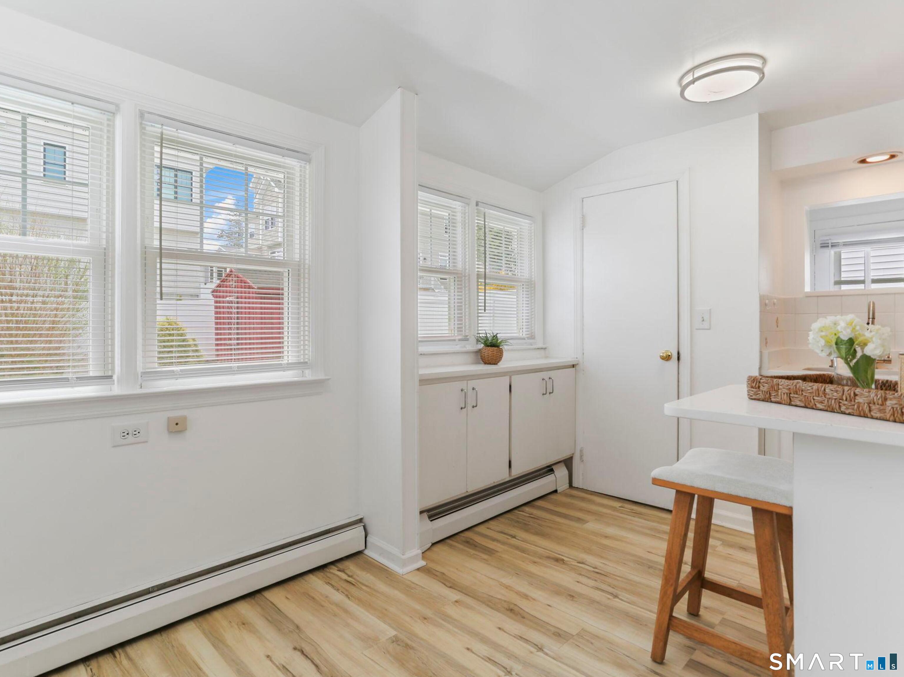 8 Parkland Place Milford CT 06460