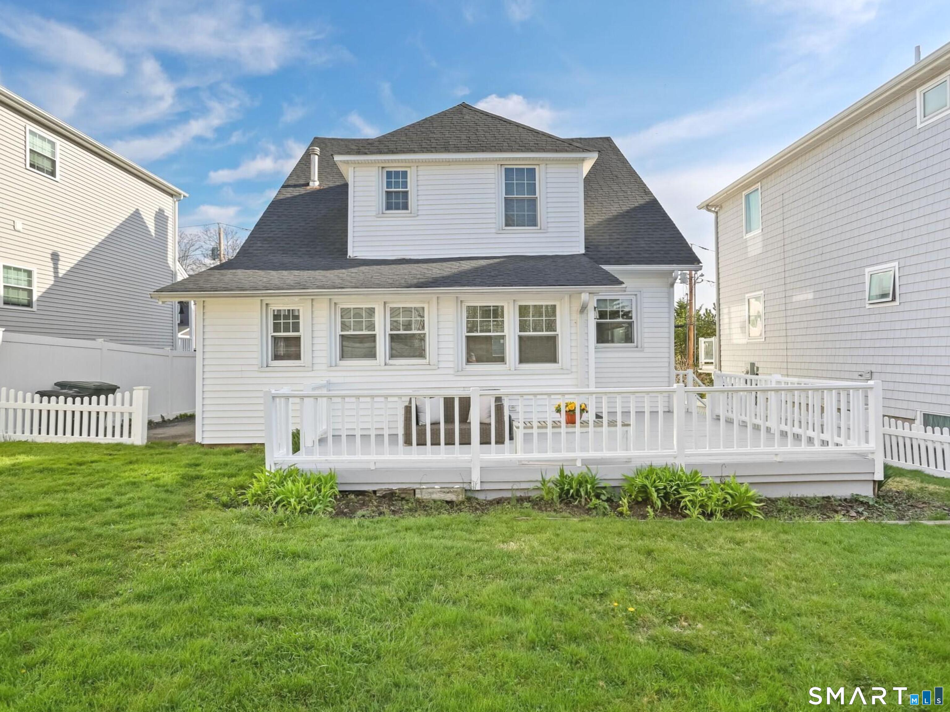 8 Parkland Place Milford CT 06460