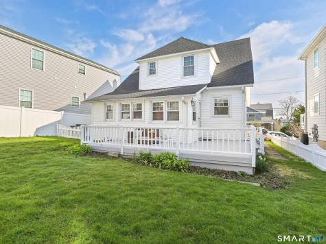8 Parkland Place Milford CT 06460