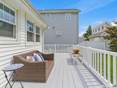 8 Parkland Place Milford CT 06460