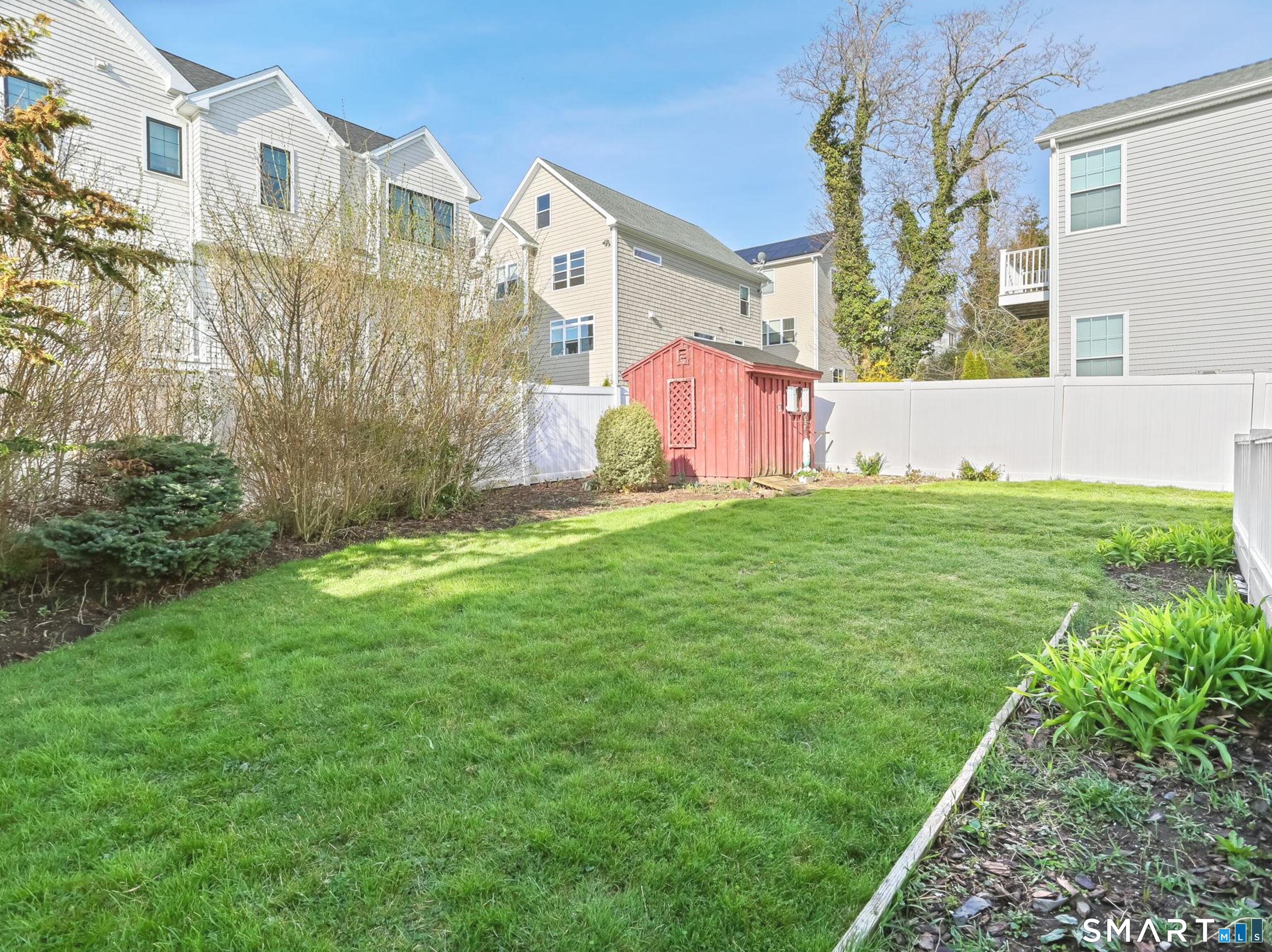 8 Parkland Place Milford CT 06460