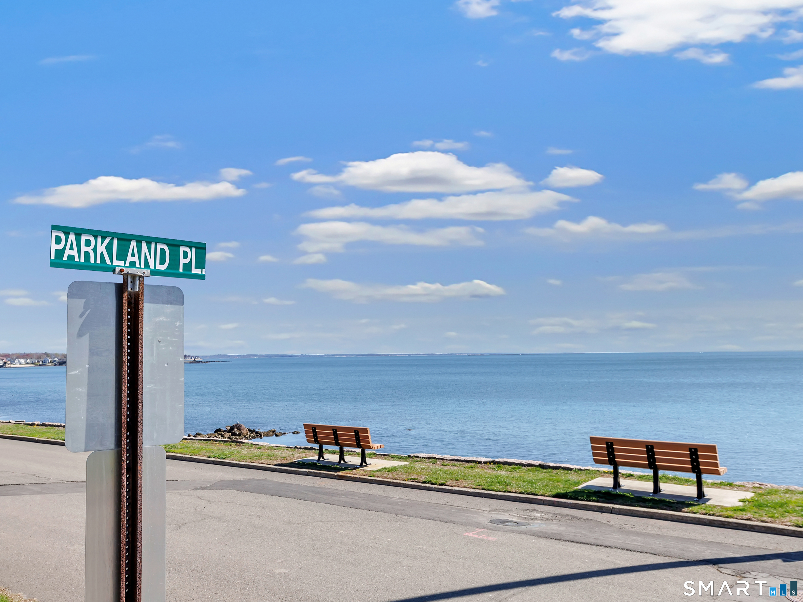 8 Parkland Place Milford CT 06460