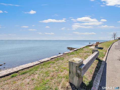 8 Parkland Place Milford CT 06460