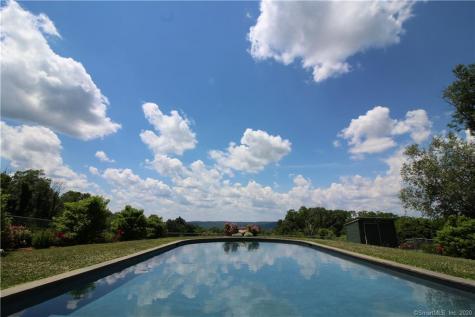 159 Old Quaker Hill Road Pawling NY 12564